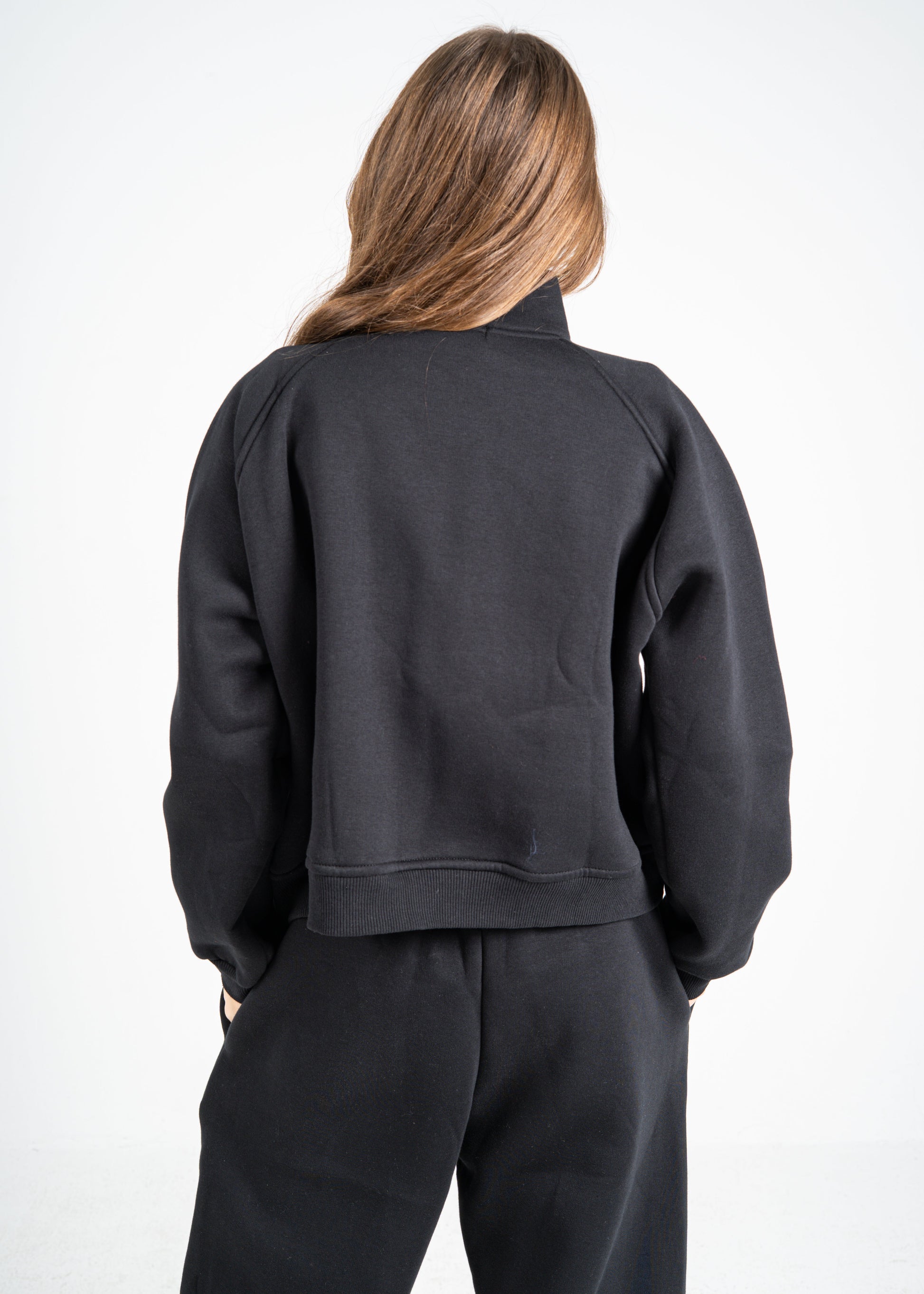 AURA BLACK TRACKSUIT